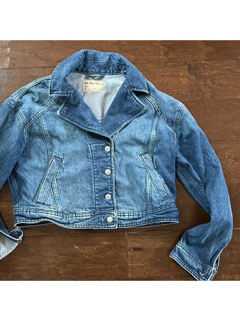 Free People We The Free Cropped Denim jacket-size Small-EUC retail $129 - Picture 3 of 12